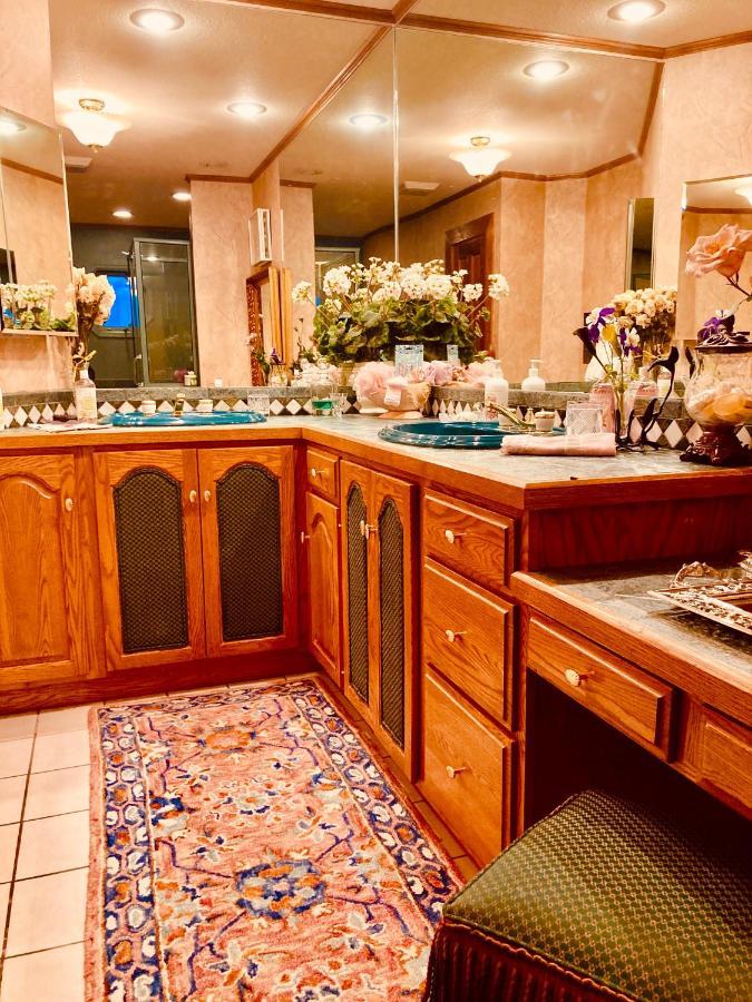 Yellowstone Cattle Baron Ensuite, Private Entrance & Parking - Prairie Rose B&B Cheyenne Exteriér fotografie