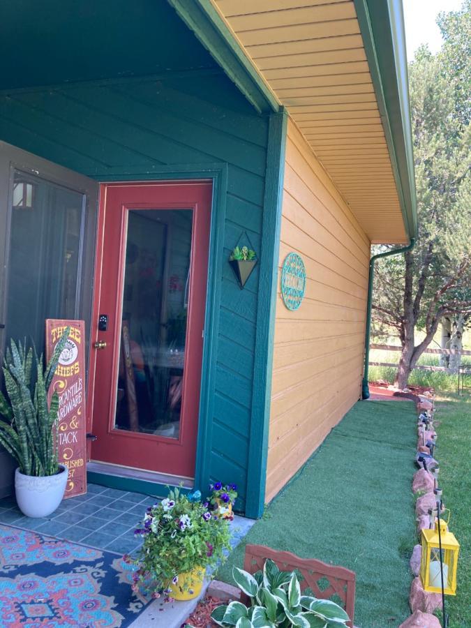 Yellowstone Cattle Baron Ensuite, Private Entrance & Parking - Prairie Rose B&B Cheyenne Exteriér fotografie