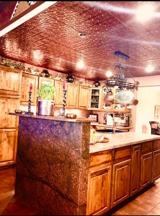 Yellowstone Cattle Baron Ensuite, Private Entrance & Parking - Prairie Rose B&B Cheyenne Exteriér fotografie