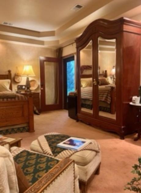 Yellowstone Cattle Baron Ensuite, Private Entrance & Parking - Prairie Rose B&B Cheyenne Exteriér fotografie